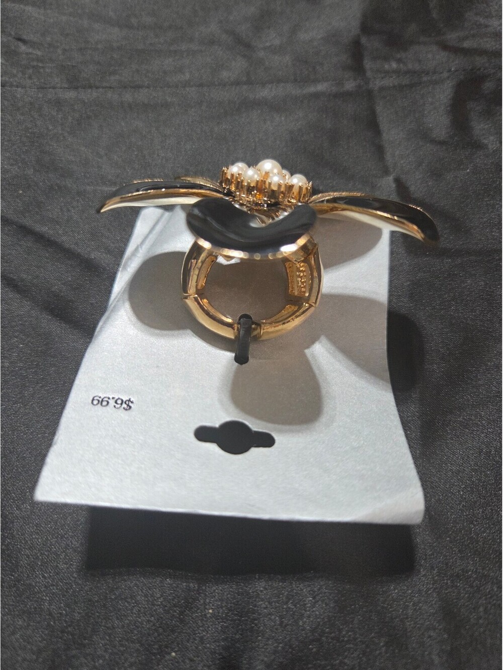 Flower Ring - Picture 2 of 2